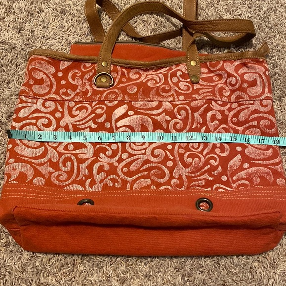 Myra bag- like new- pockets on the inside and leather strap - Picture 7 of 9